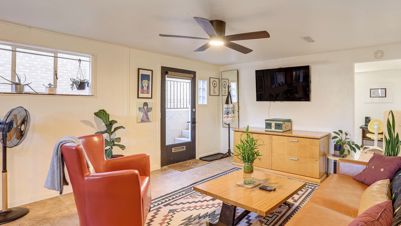 Photo of Bedroom in Mar Lee