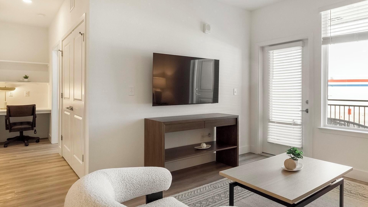 Photo of Livingroom in Firestone