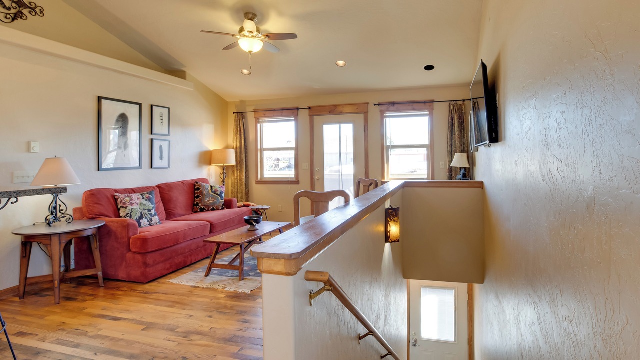 Photo of Livingroom in Gunnison