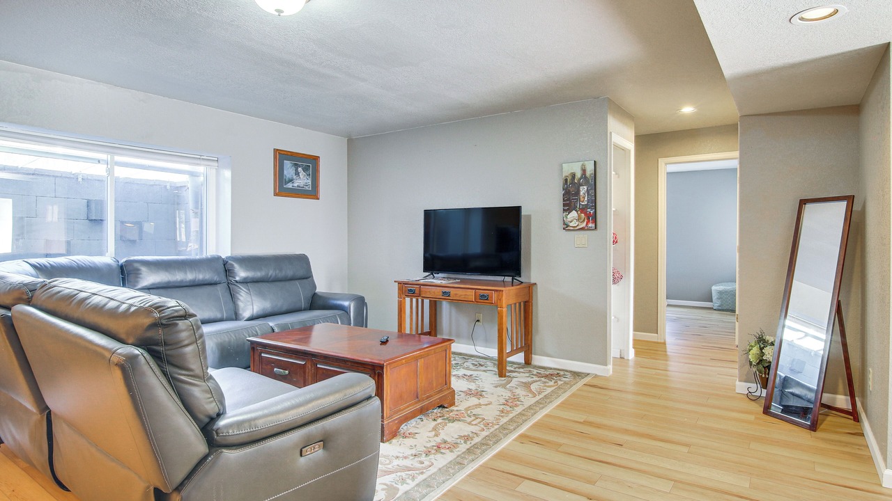 Photo of Bedroom in Gleneagle