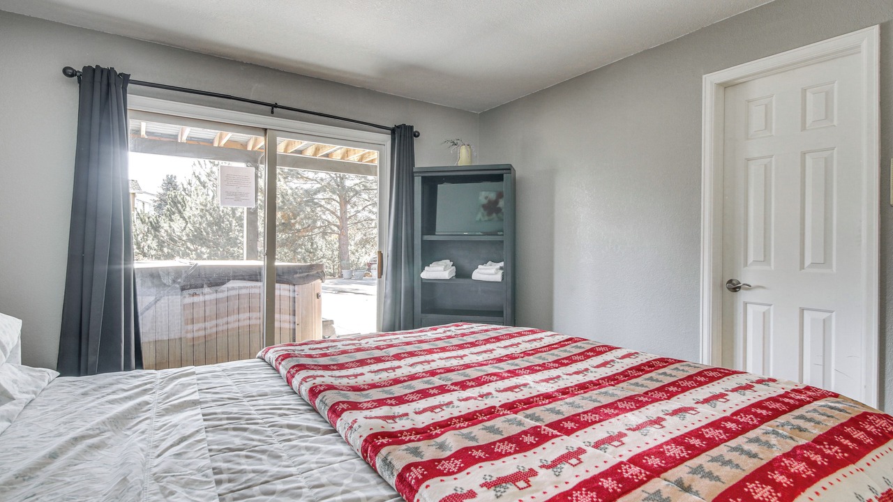 Photo of Bedroom in Gleneagle