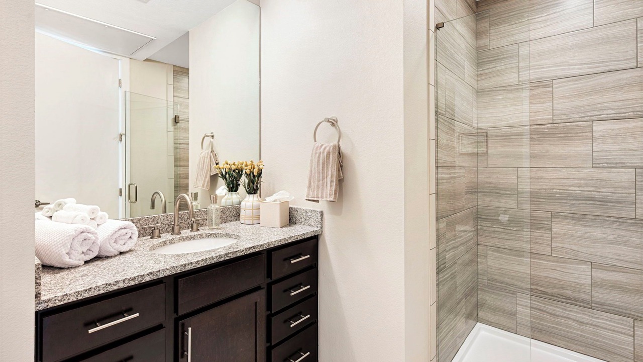Photo of Bathroom in Golden