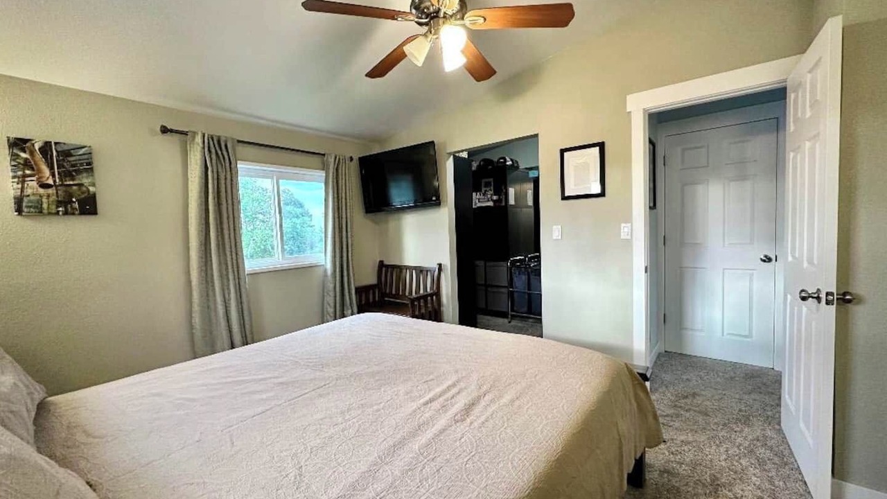 Photo of Bedroom in Ruby Hill