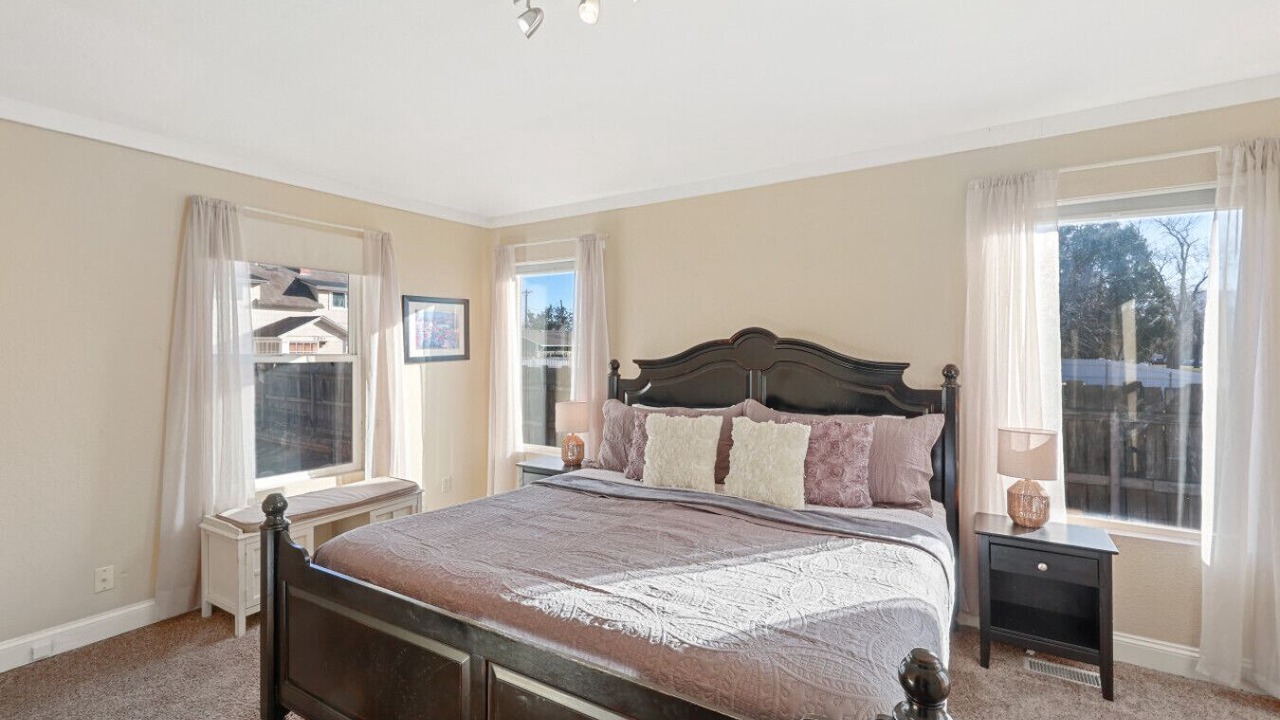 Photo of Bedroom in Old North End