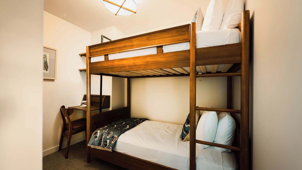 Photo of Bedroom in Hale