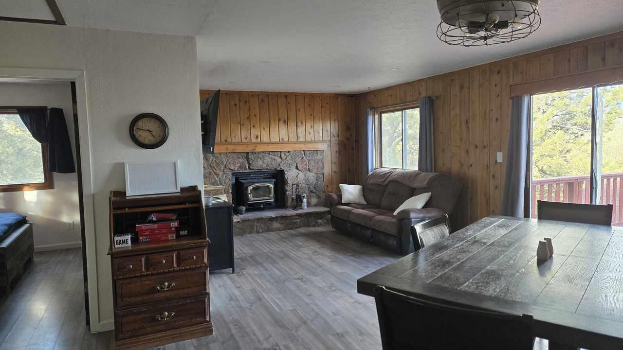 Photo of Livingroom in Bailey