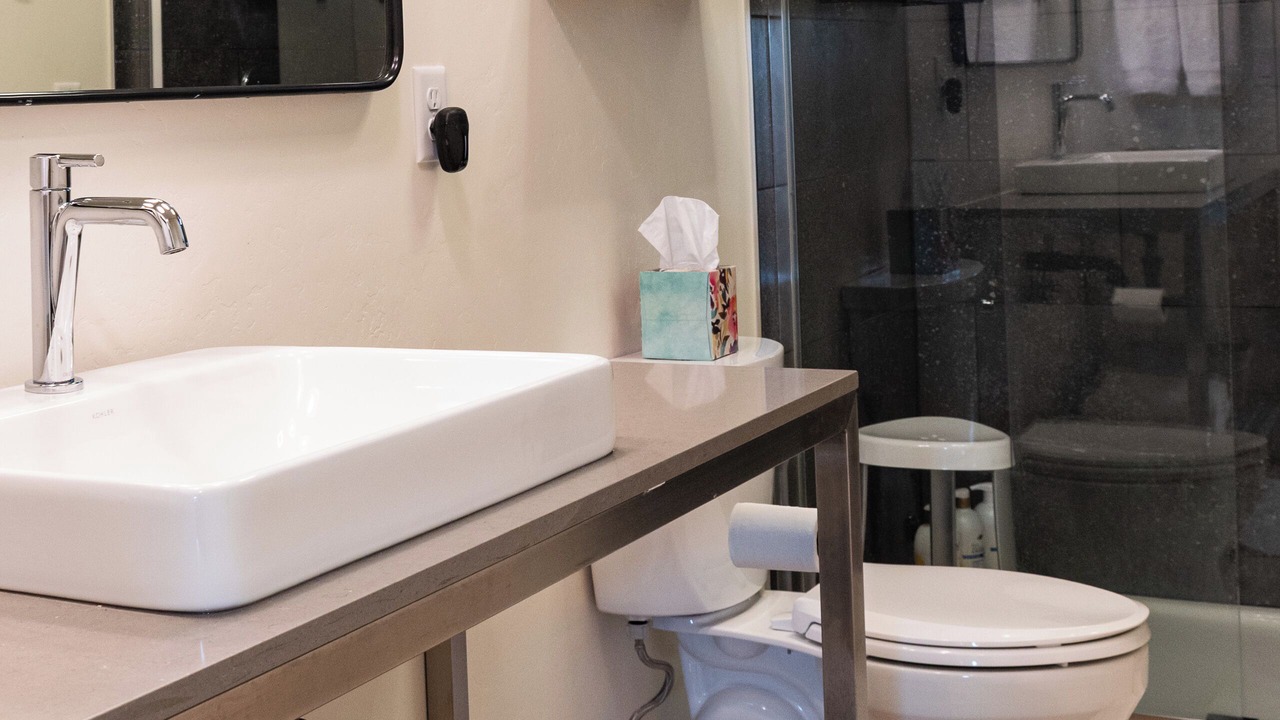 Photo of Bathroom in Palisade