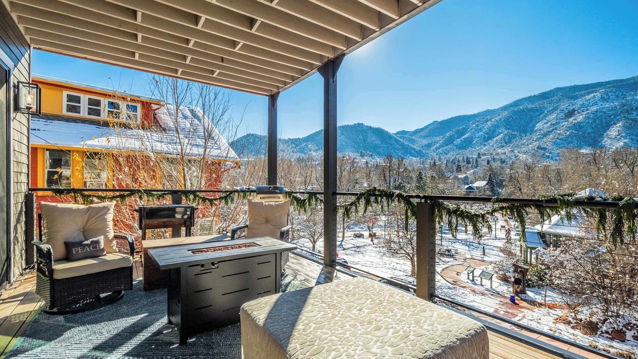 Photo of Patio Balcony in Manitou Springs Historic District