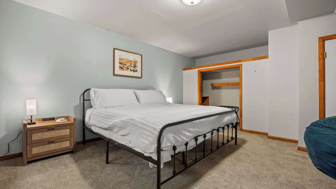 Photo of Bedroom in Martinez Park