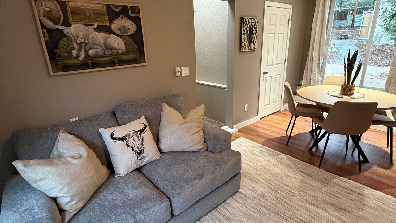 Photo of Livingroom in Castle Rock