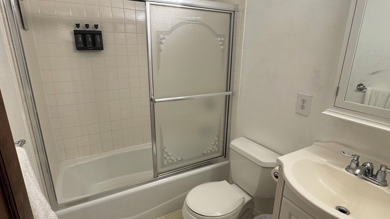 Photo of Bathroom in Allendale Area