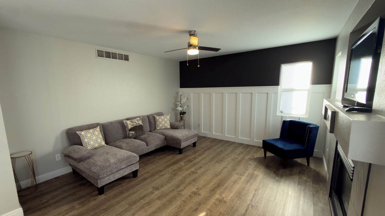 Photo of Livingroom in Southeast Colorado Springs