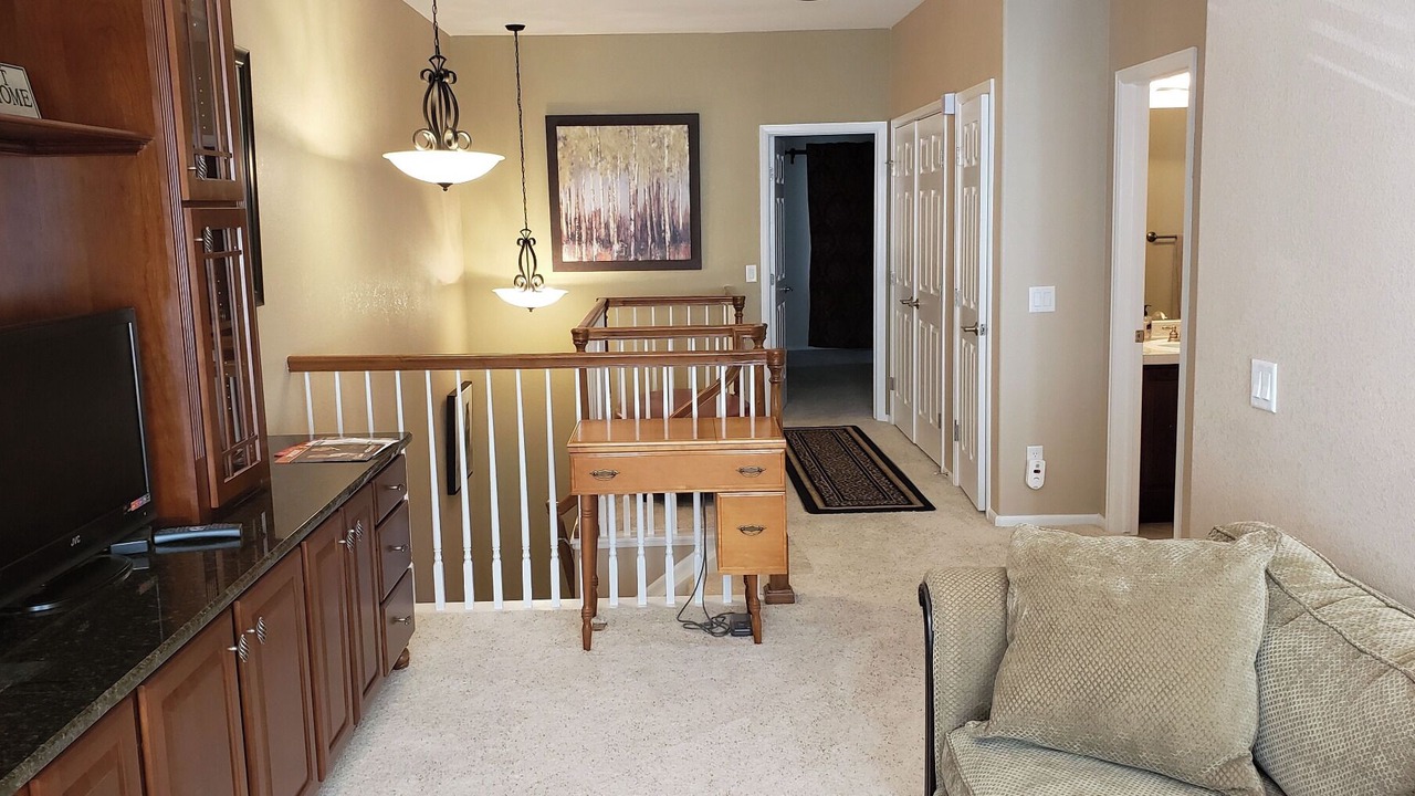 Photo of Livingroom in Westridge