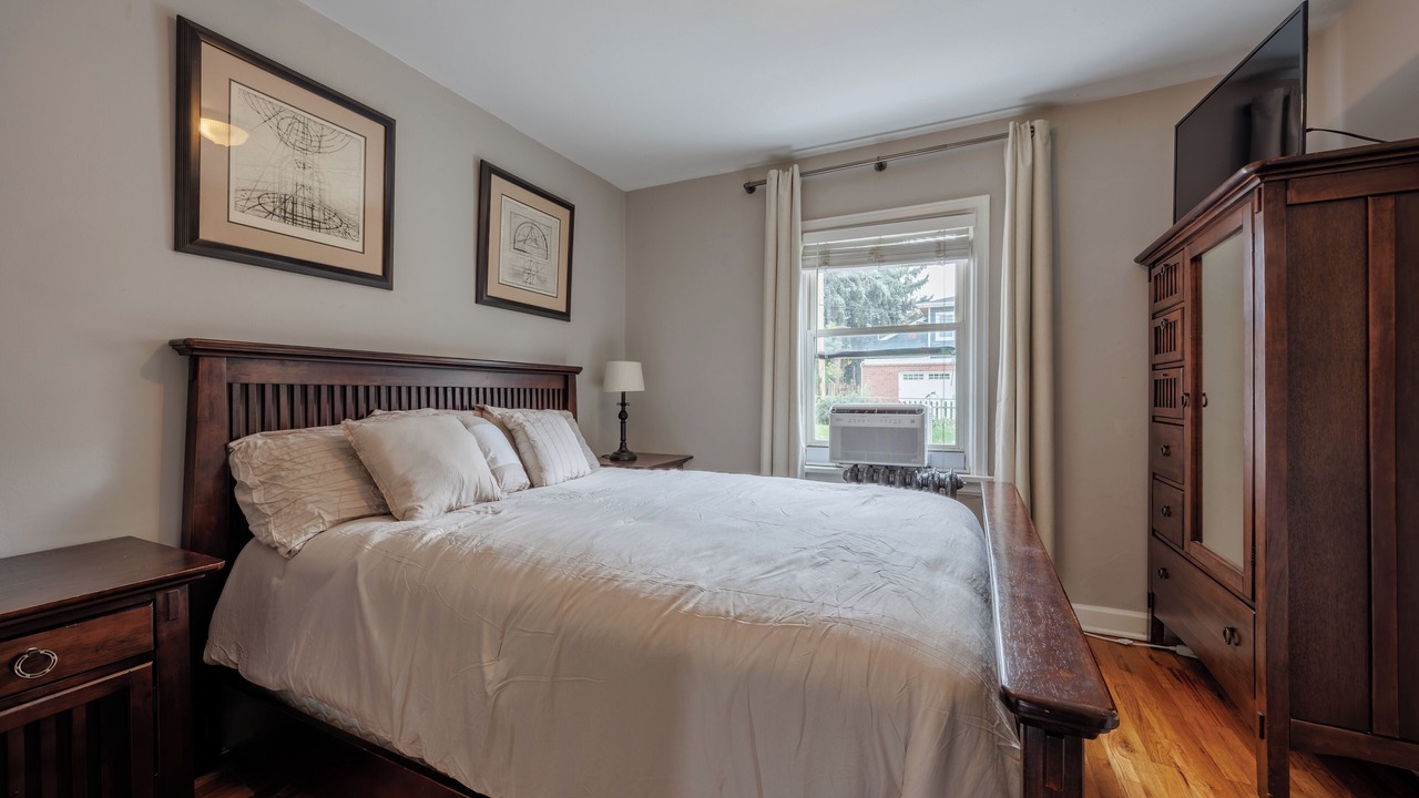 Photo of Bedroom in Sloan Lake