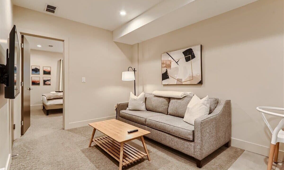 Photo of Livingroom in West Colfax
