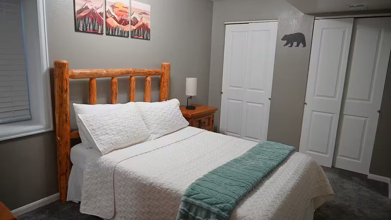 Photo of Bedroom in Greeley