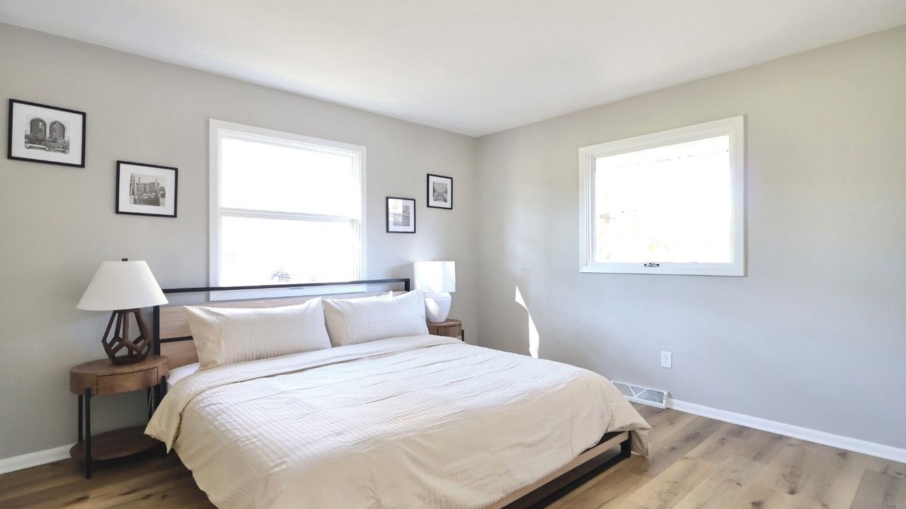 Photo of Bedroom in Blaine