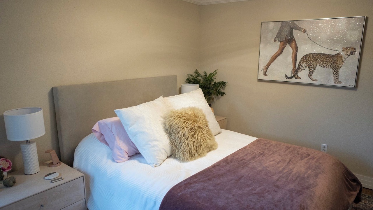 Photo of Bedroom in Jefferson Park