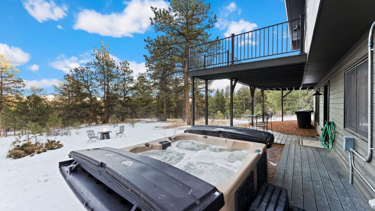 Photo of Patio Balcony in Pine