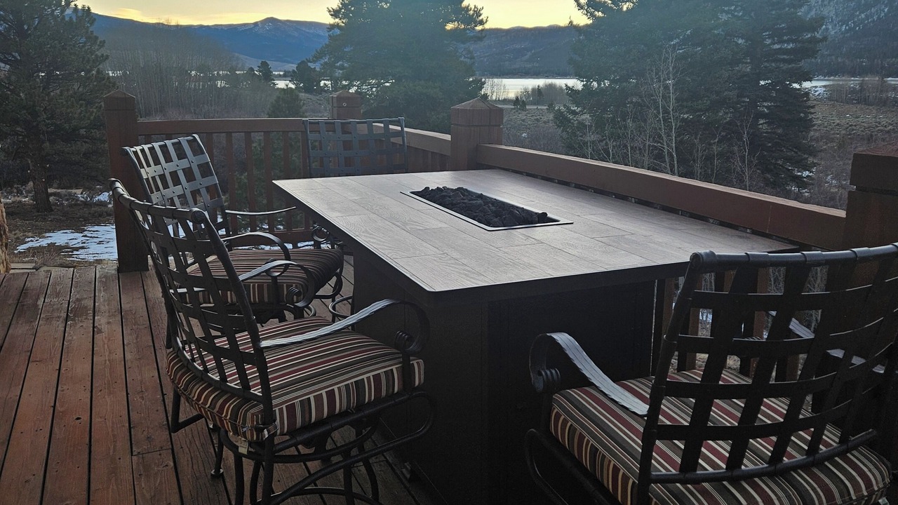 Photo of Outdoor in Twin Lakes