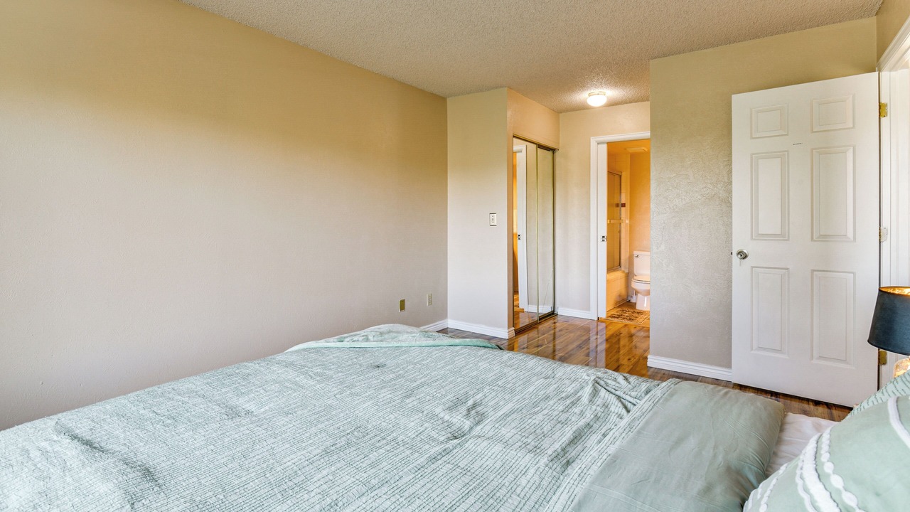 Photo of Bedroom in Aurora