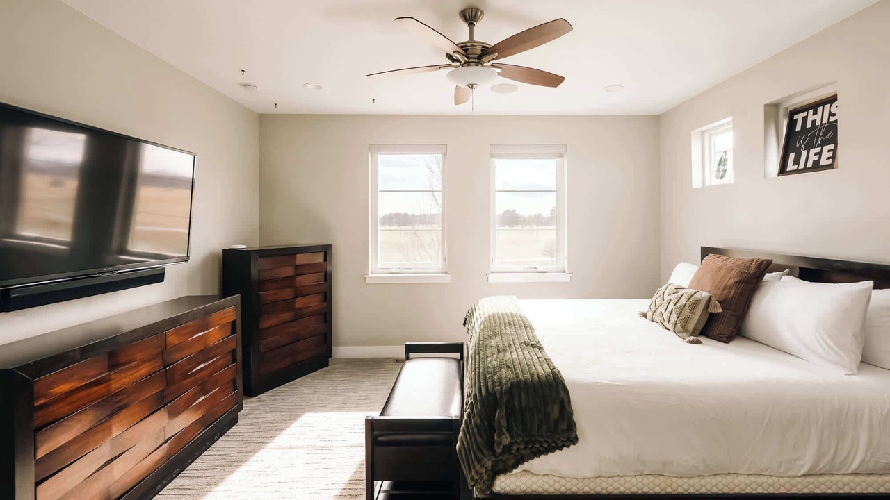 Photo of Bedroom in Skyland