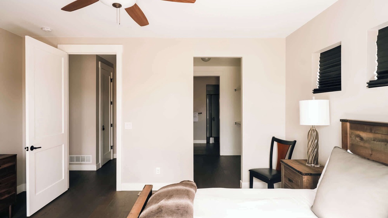 Photo of Bedroom in Skyland