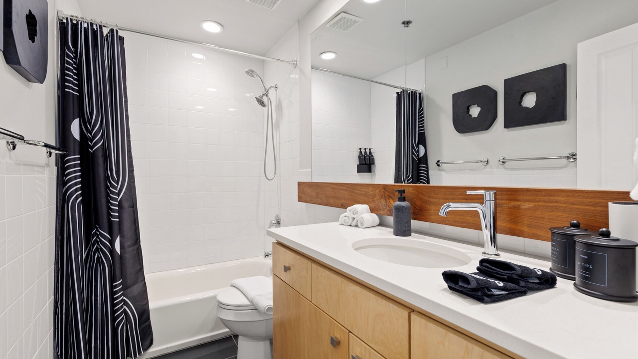 Photo of Bathroom in City Park West