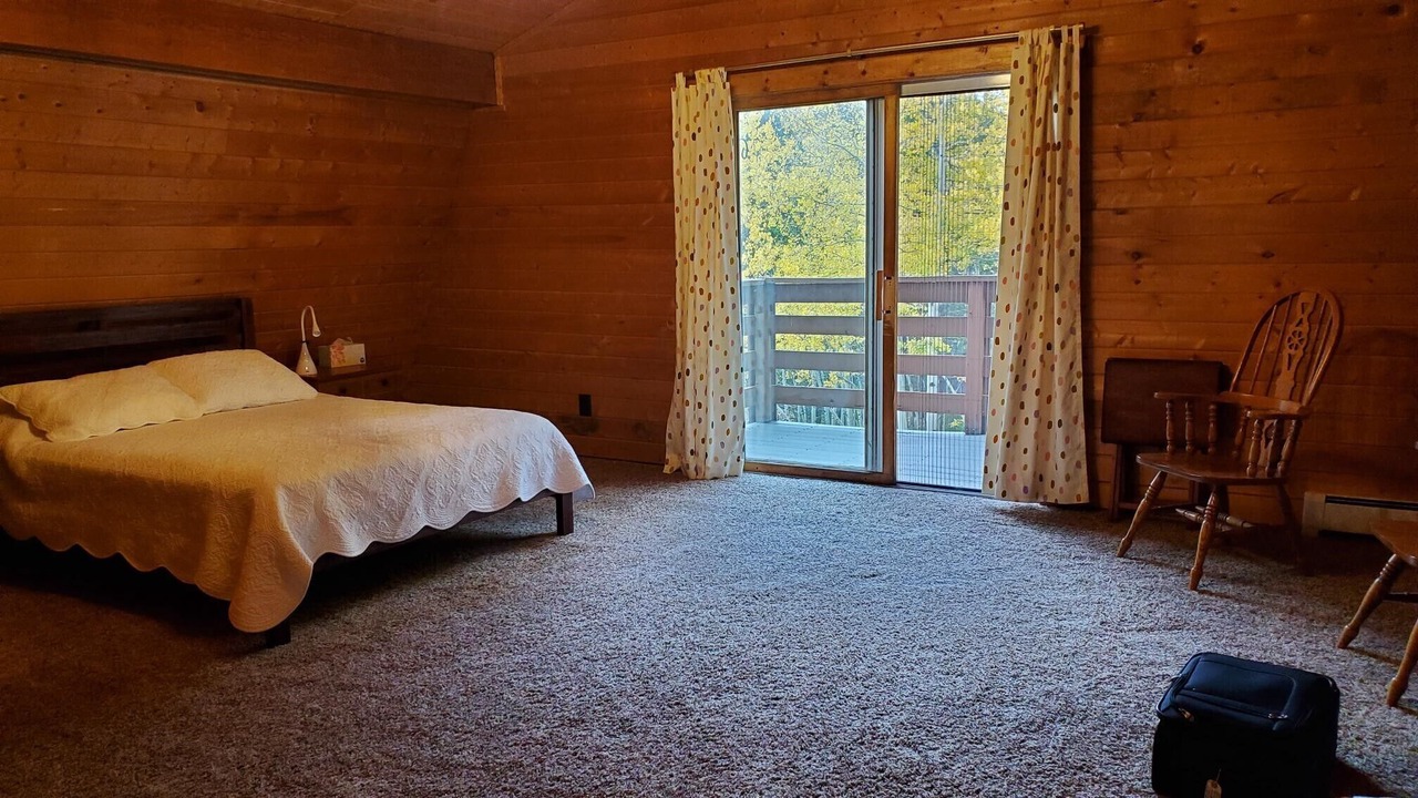 Photo of Bedroom in Black Hawk