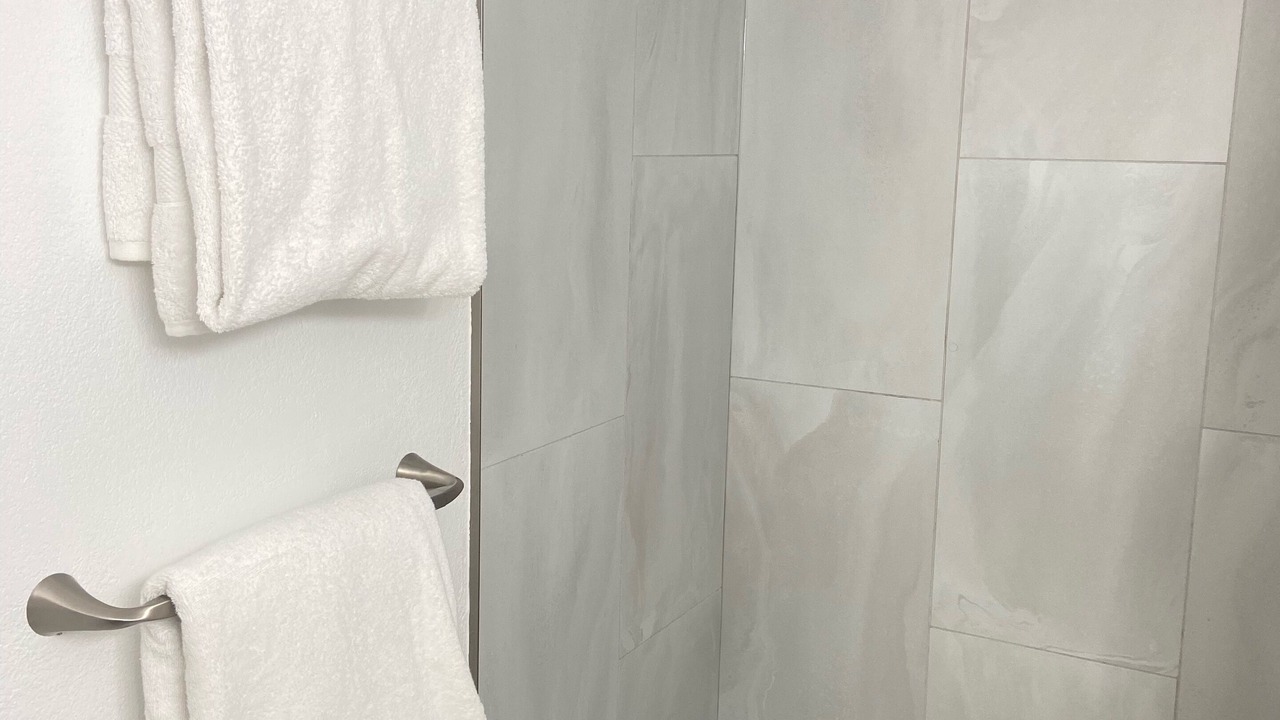 Photo of Bathroom in Hale