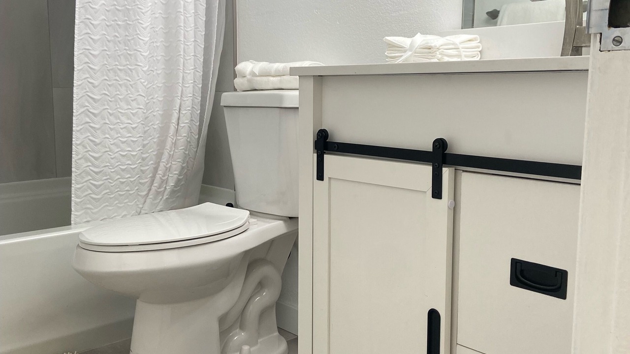 Photo of Bathroom in Hale