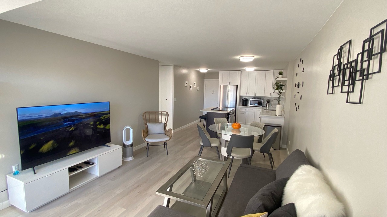 Photo of Livingroom in Hale