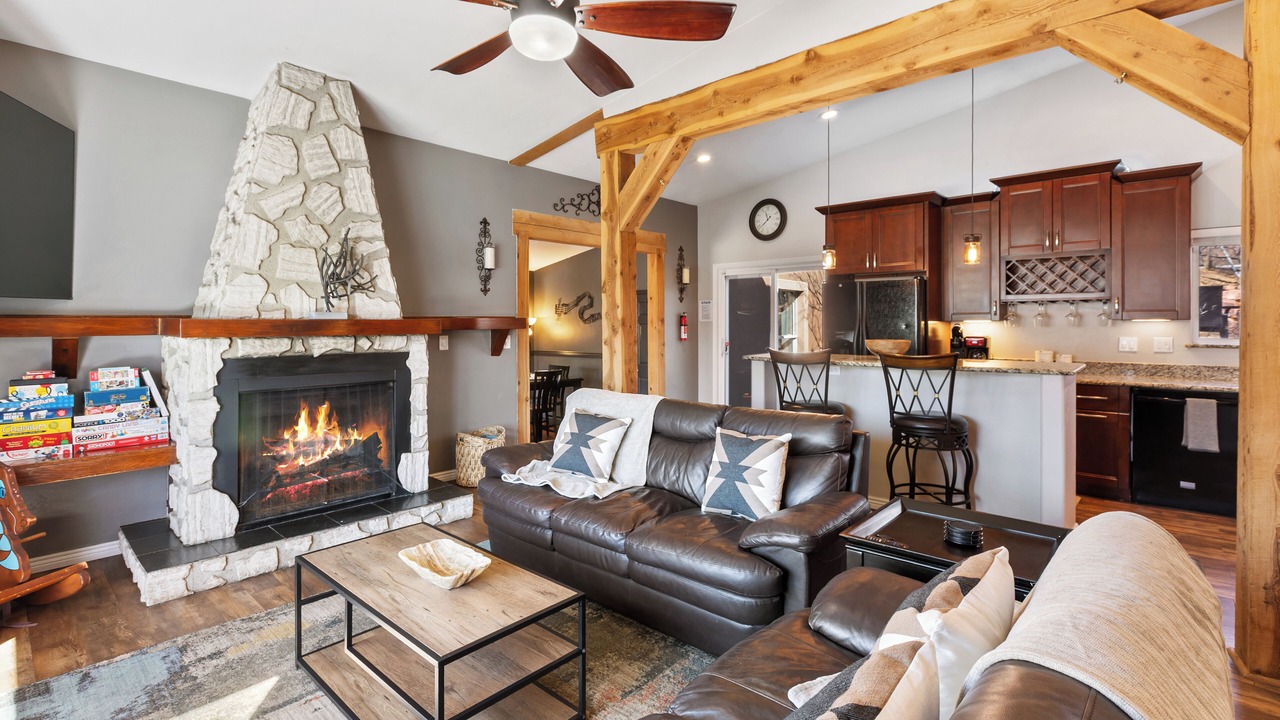Photo of Livingroom in West Colorado Springs