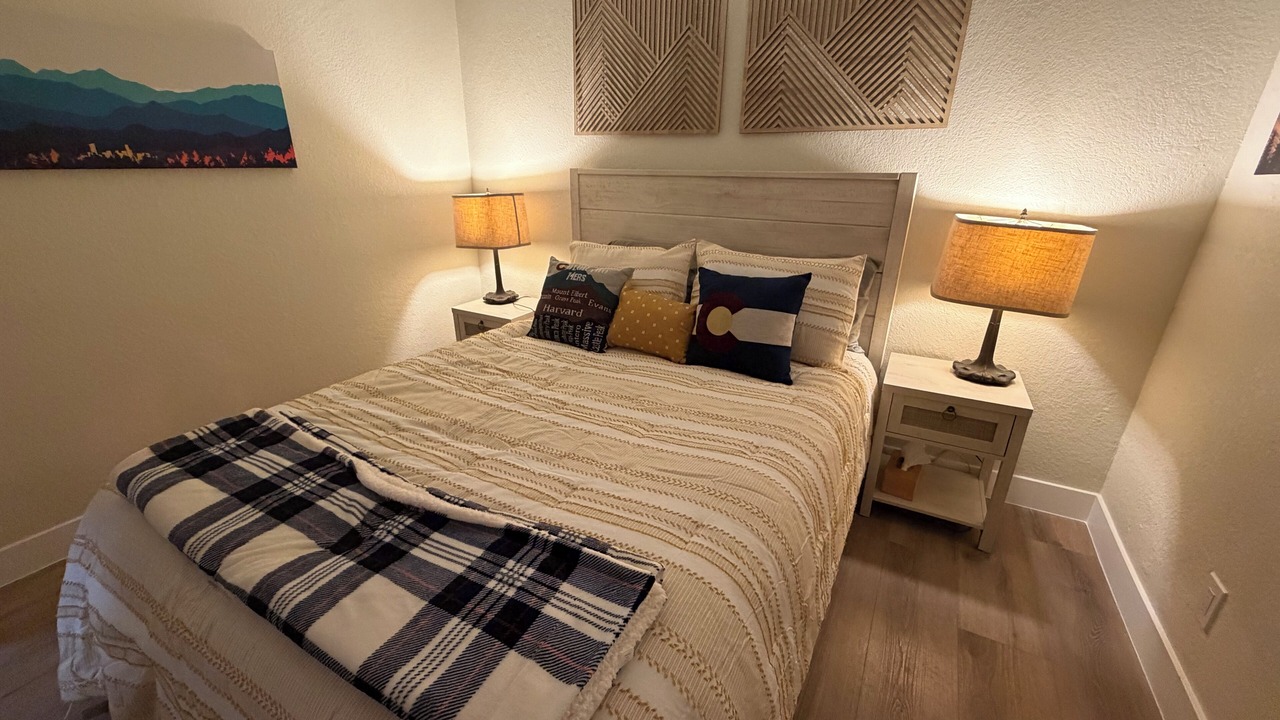 Photo of Bedroom in Columbine Knolls