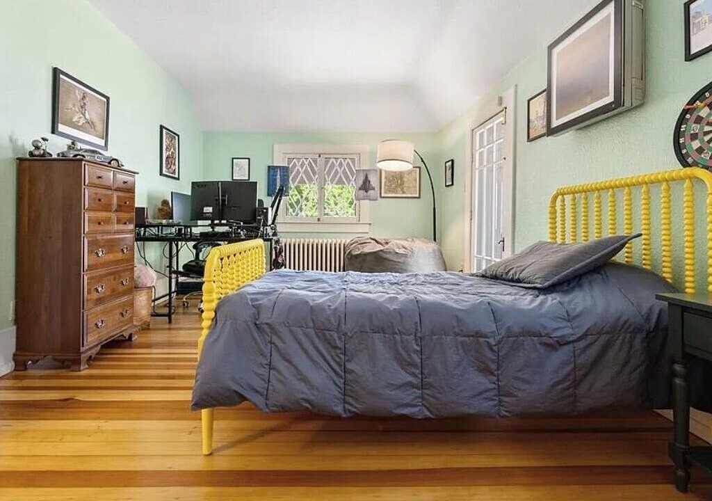Photo of Bedroom in Broadmoor