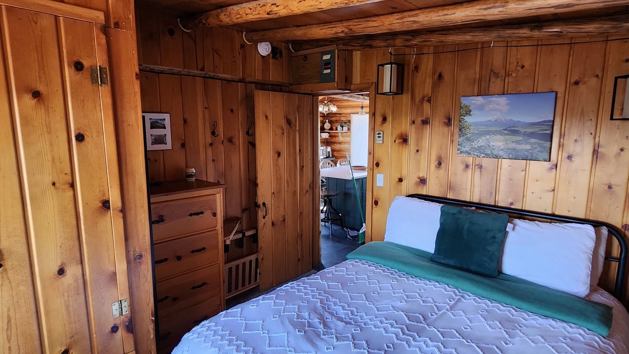 Photo of Bedroom in Bailey