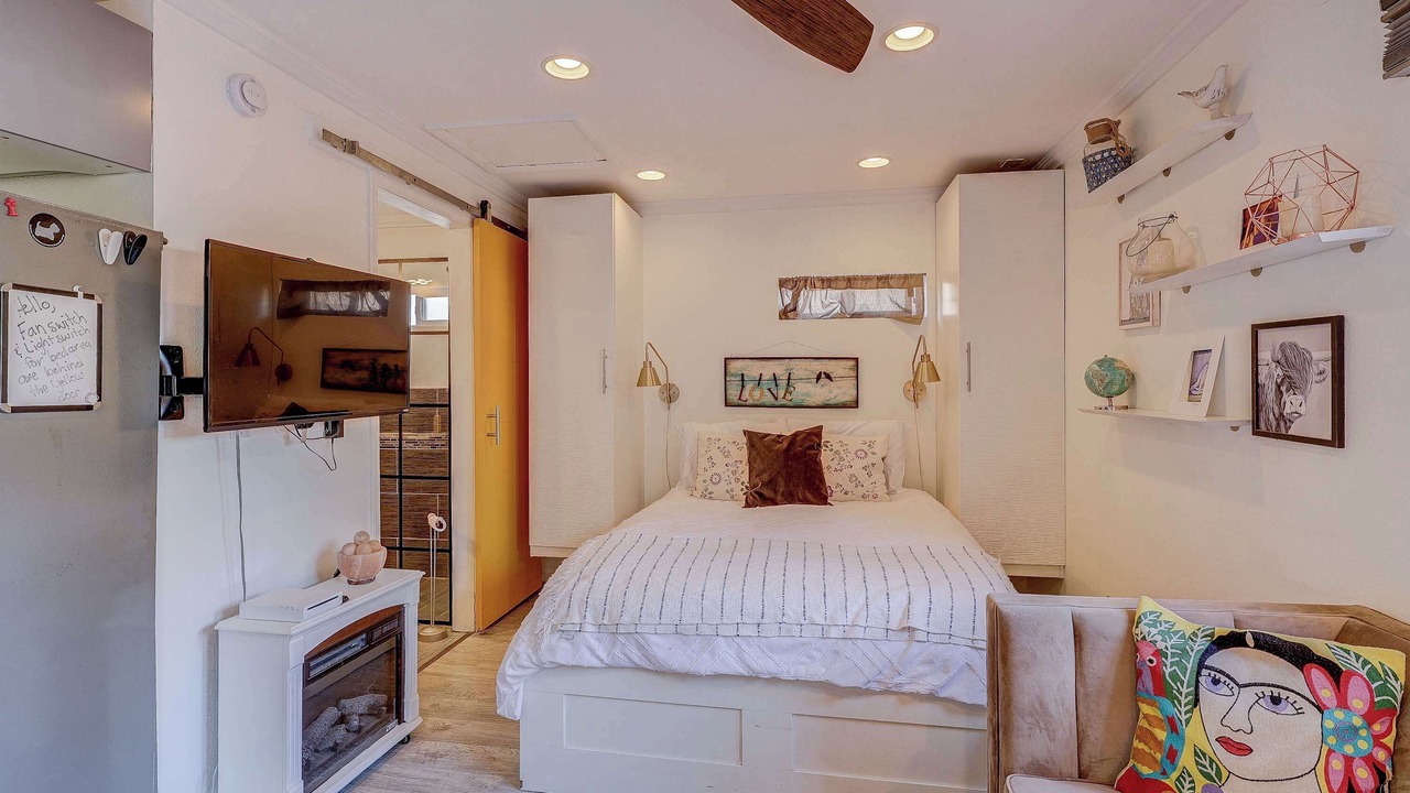 Photo of Bedroom in Washington Park West