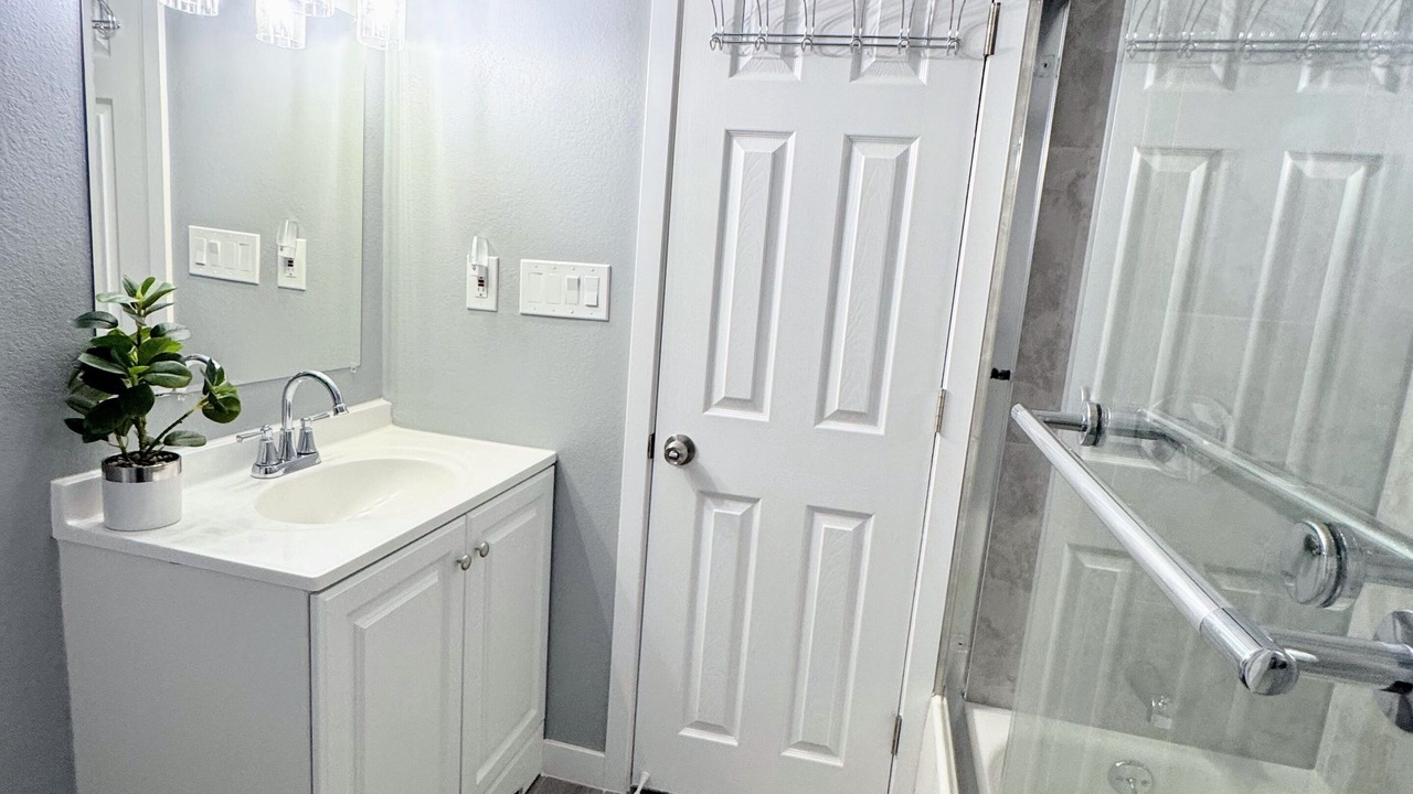 Photo of Bathroom in Jewell Heights - Hoffman Heights