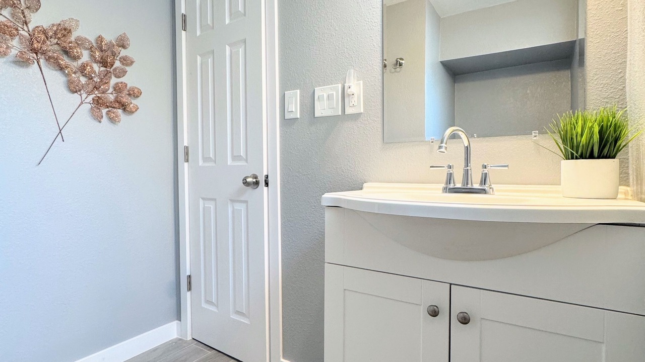 Photo of Bathroom in Jewell Heights - Hoffman Heights