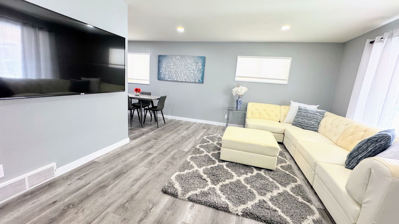Photo of Livingroom in Jewell Heights - Hoffman Heights