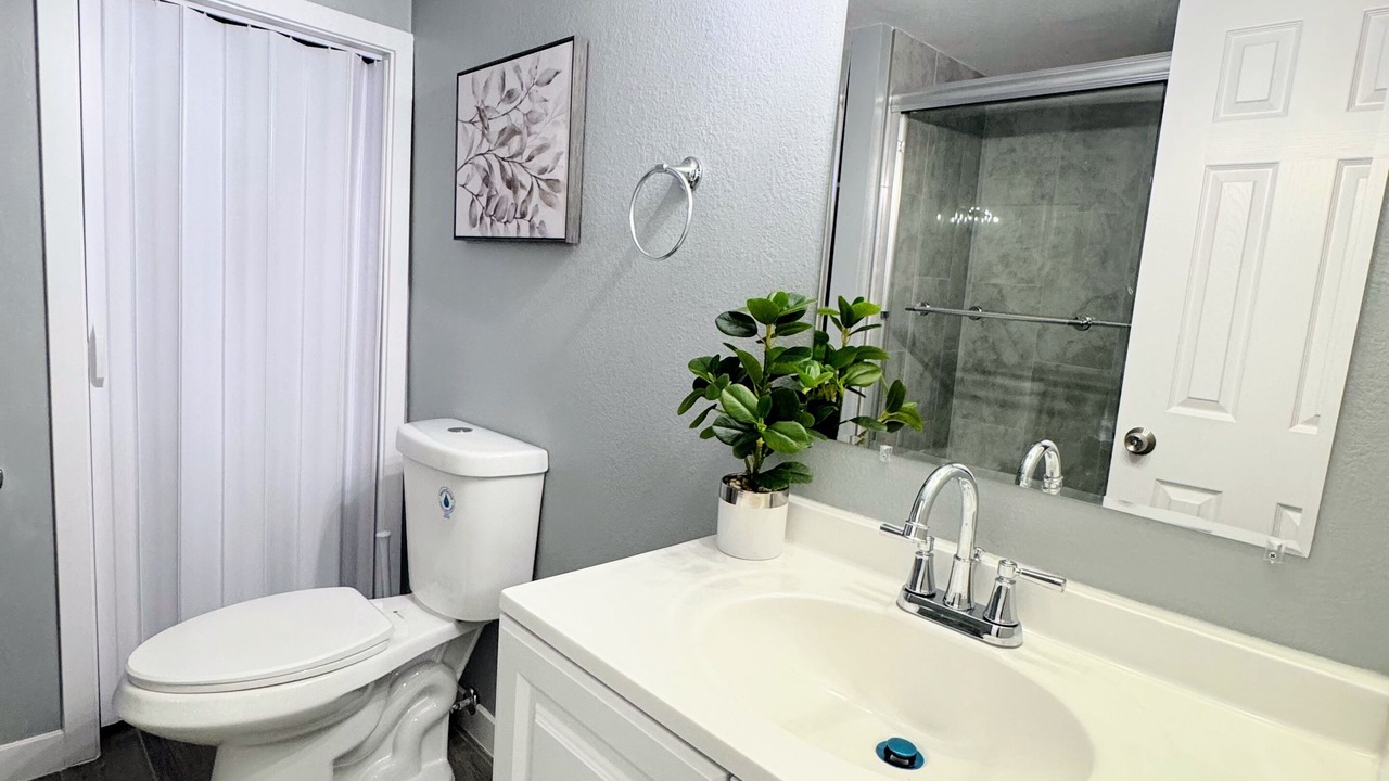 Photo of Bathroom in Jewell Heights - Hoffman Heights
