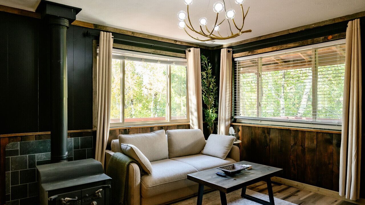 Photo of Livingroom in Rainbow Valley