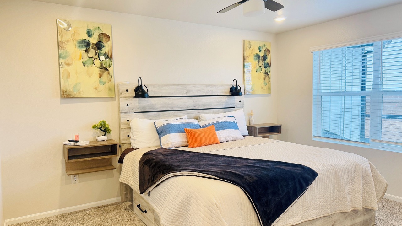 Photo of Bedroom in Aurora
