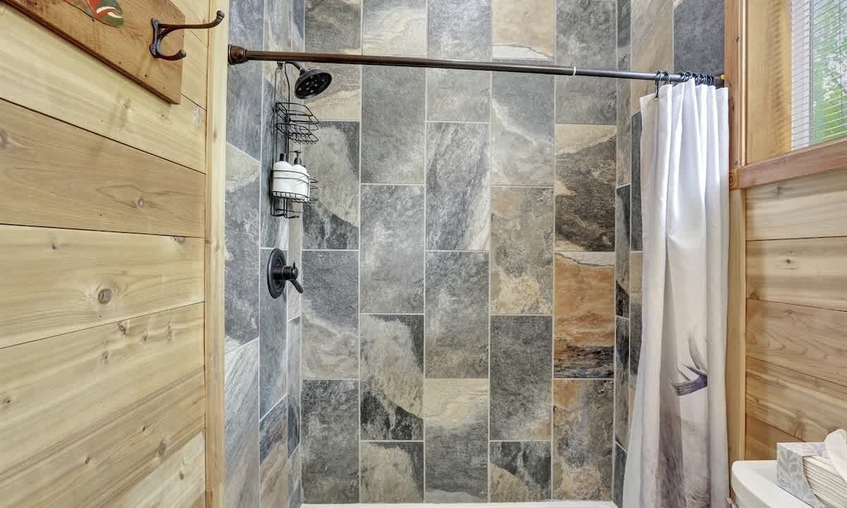 Photo of Bathroom in Indian Mountain