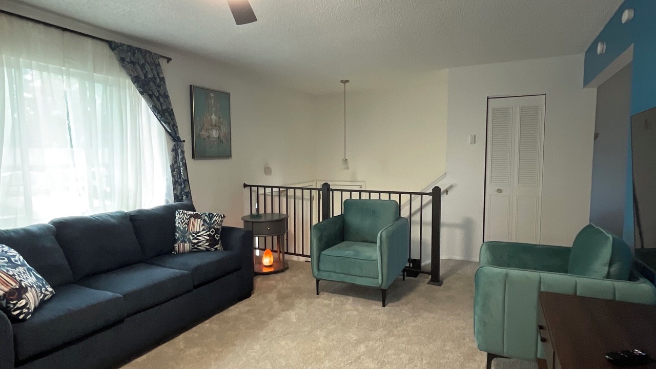 Photo of Livingroom in Security-Widefield