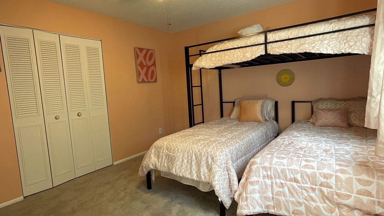 Photo of Bedroom in Security-Widefield