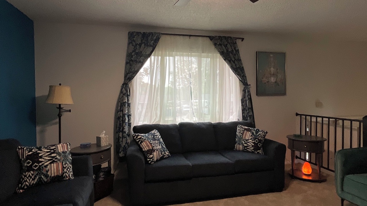 Photo of Livingroom in Security-Widefield