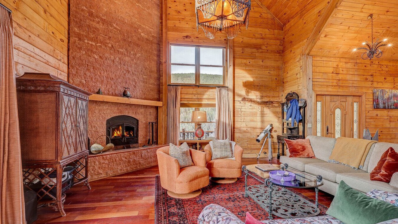 Photo of Livingroom in Basalt