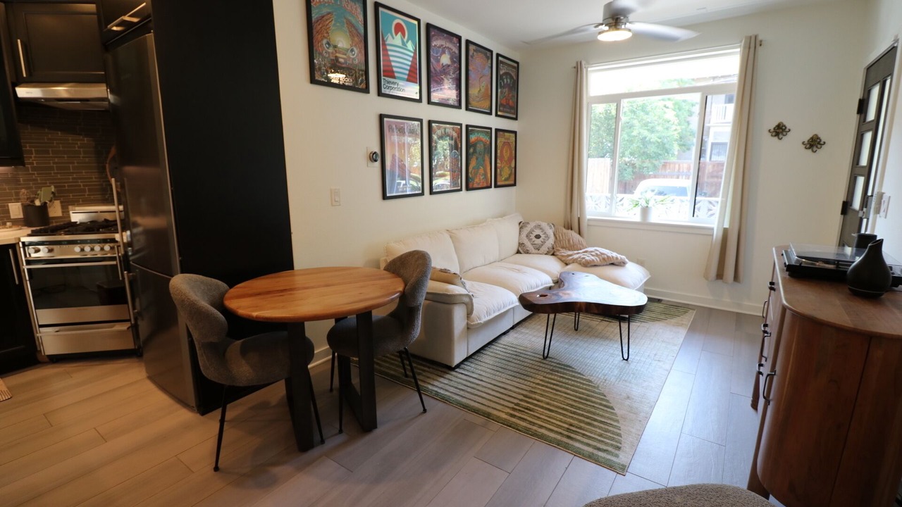 Photo of Livingroom in City Park West