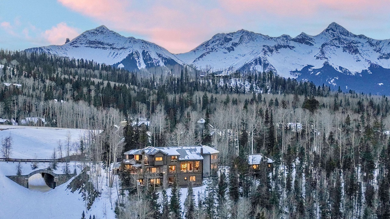 Photo of Outdoor in Mountain Village